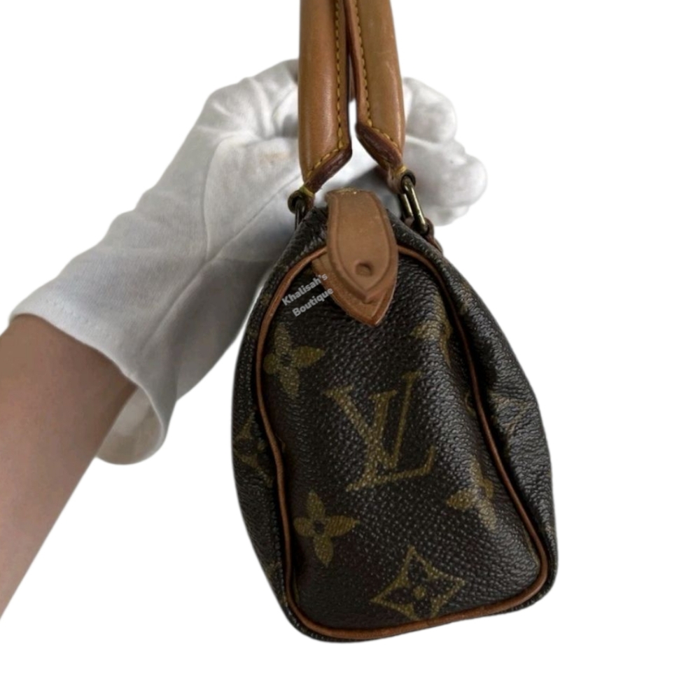 Authenticated Louis Vuitton Speedy NANO MONOGRAM VINTAGE LV Mini Macro SMALL - Picture 12 of 16